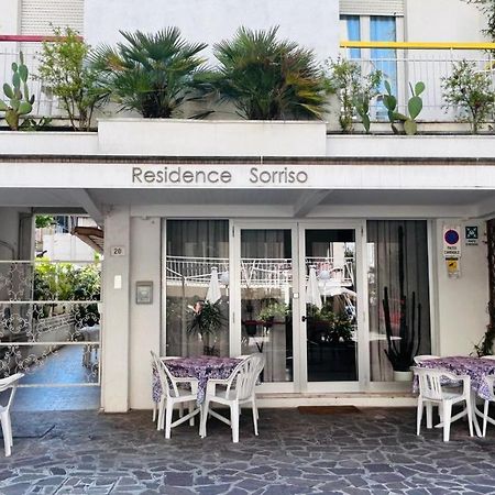 B&B Residence Sorriso Cattolica Zewnętrze zdjęcie